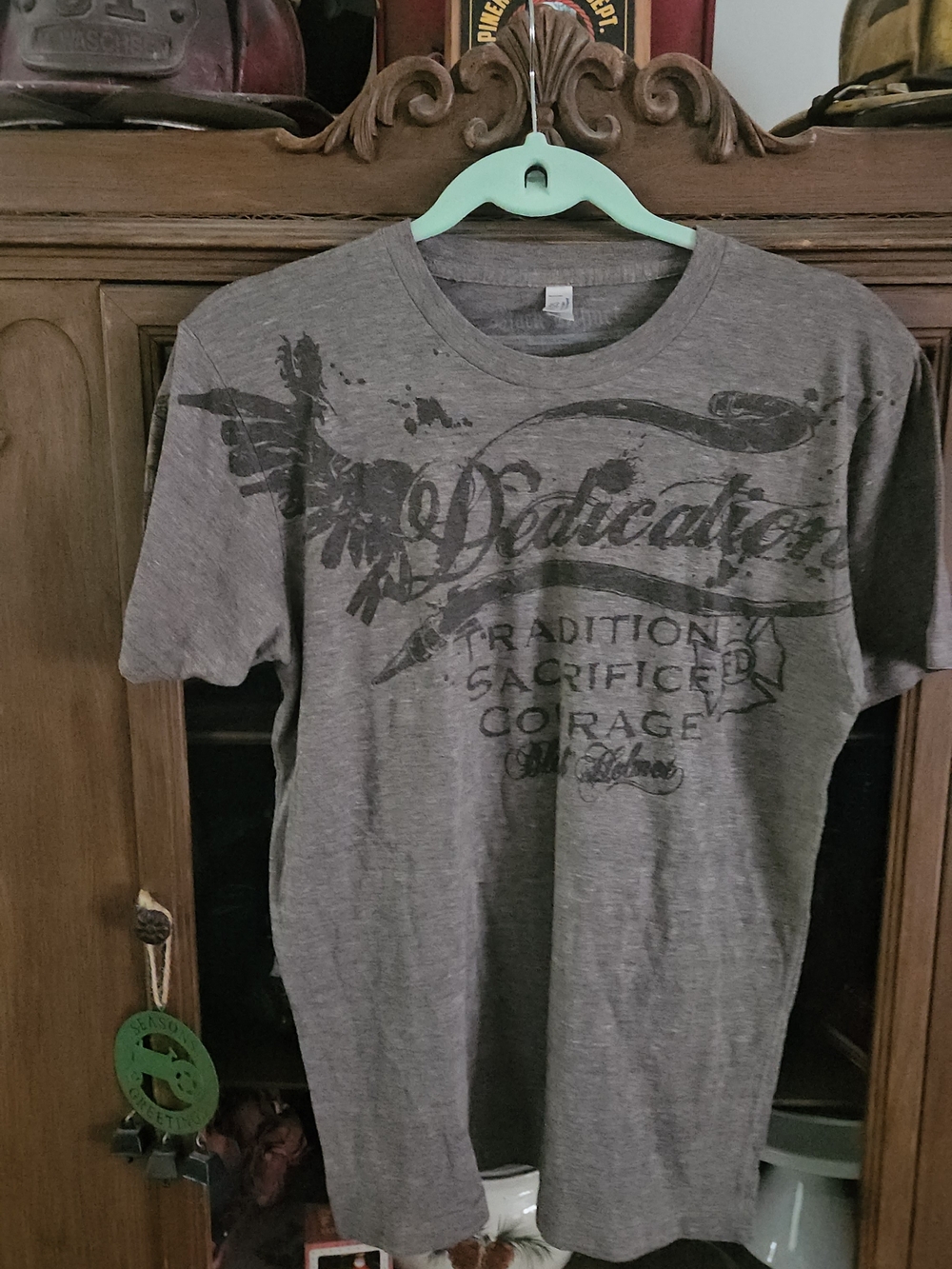 Black Helmet Firefighter "Dedication" Graphic Tee - Brown Size M